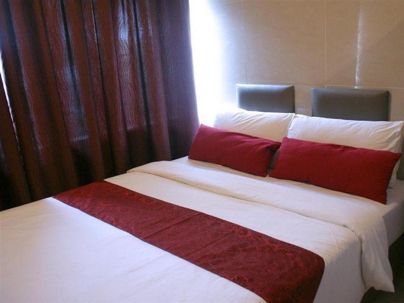 Aura Hotel Kuala Lumpur Bagian luar foto